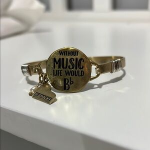 Music bracelet 🎶